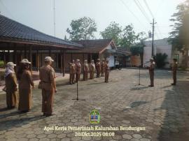 AWALI DENGAN APEL KERJA SEBELUM MELAKSANAKAN TUGAS